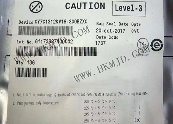 মেমরি IC CY7C1312KV18-300BZXC 1.8V সিঙ্ক্রোনাস পাইপলাইনযুক্ত SRAMs CY7C1312 FBGA165